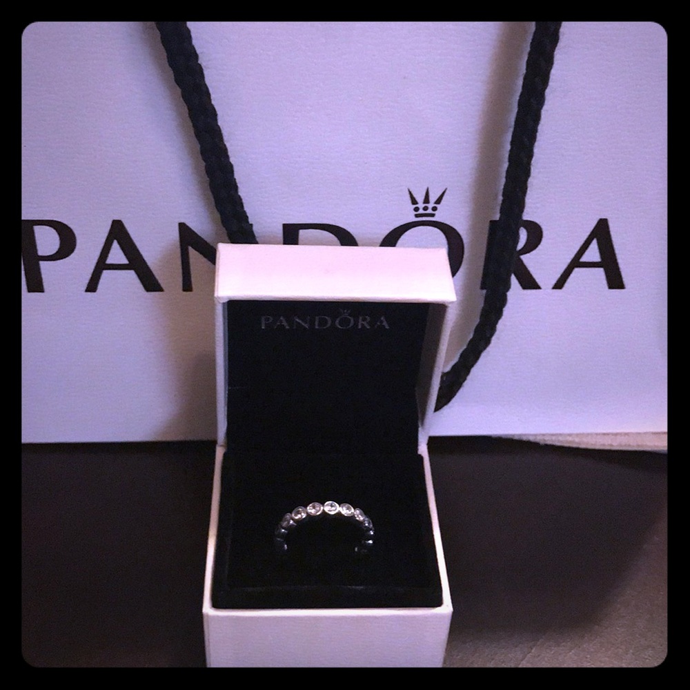 Pandora Alluring Brilliant Stackable Ring clear cz